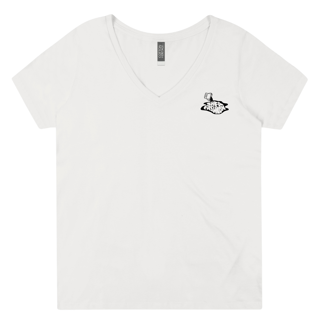 Model Feminine Cut Logo V-Neck T